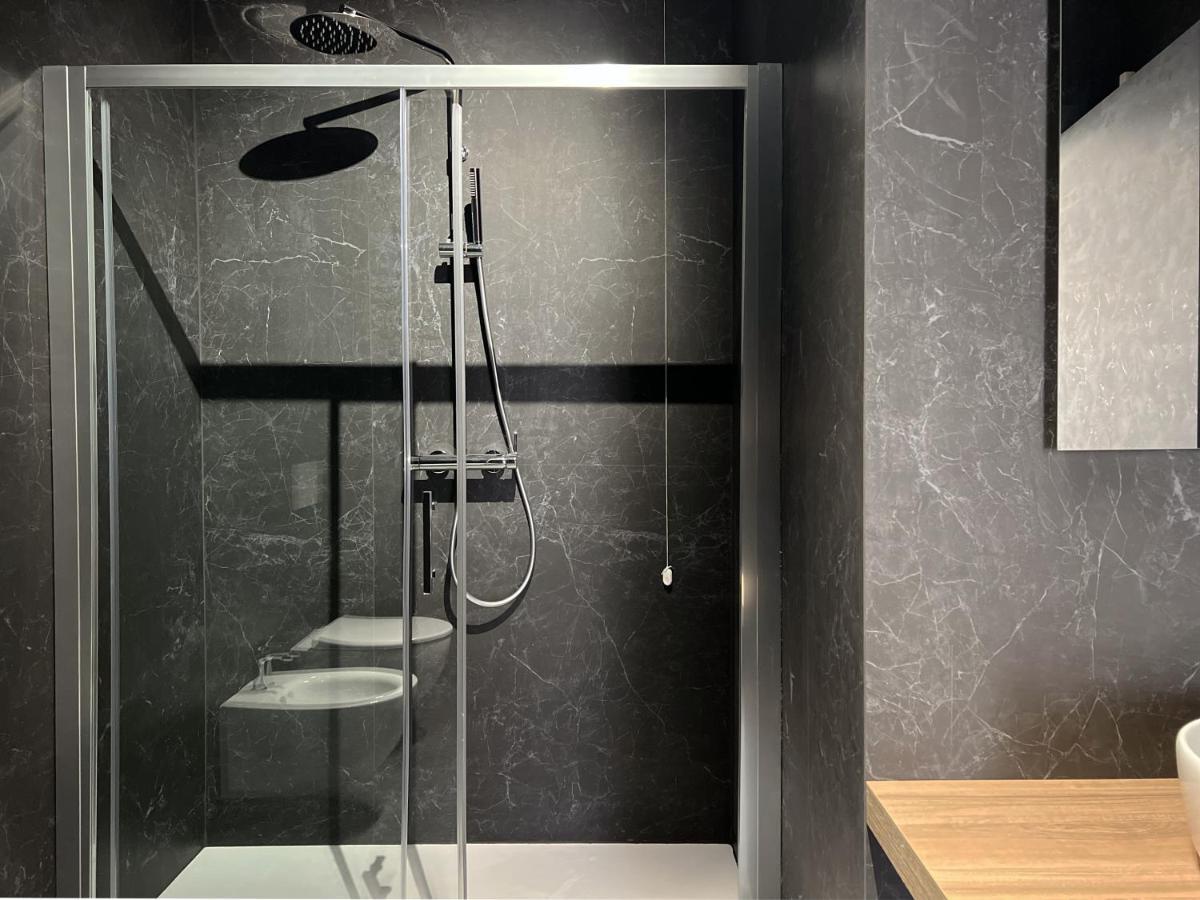 Glass House - Smart Rooms & Parking Lecce Esterno foto