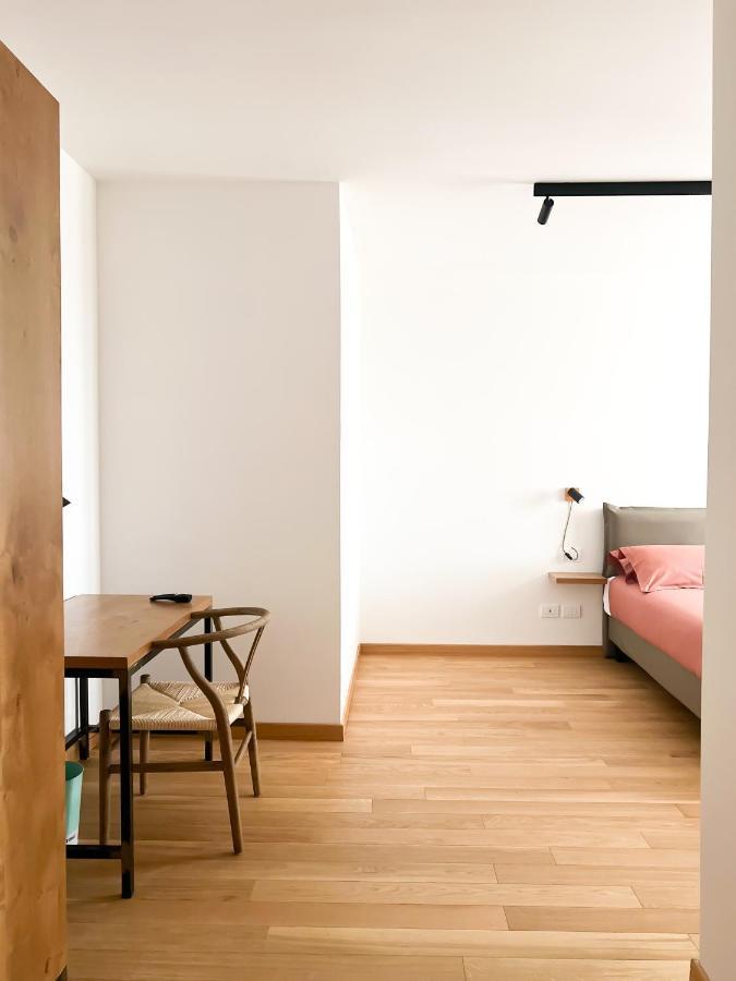 Glass House - Smart Rooms & Parking Lecce Esterno foto
