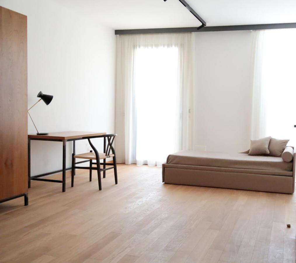Glass House - Smart Rooms & Parking Lecce Esterno foto