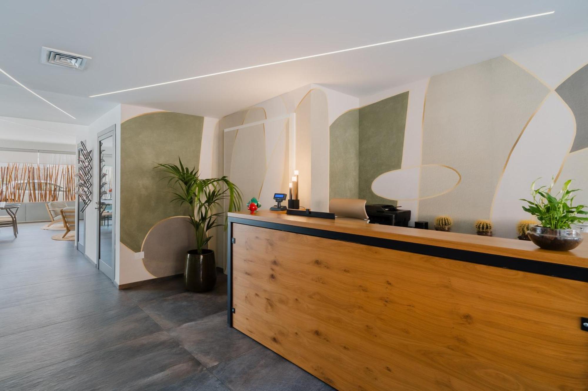 Glass House - Smart Rooms & Parking Lecce Esterno foto