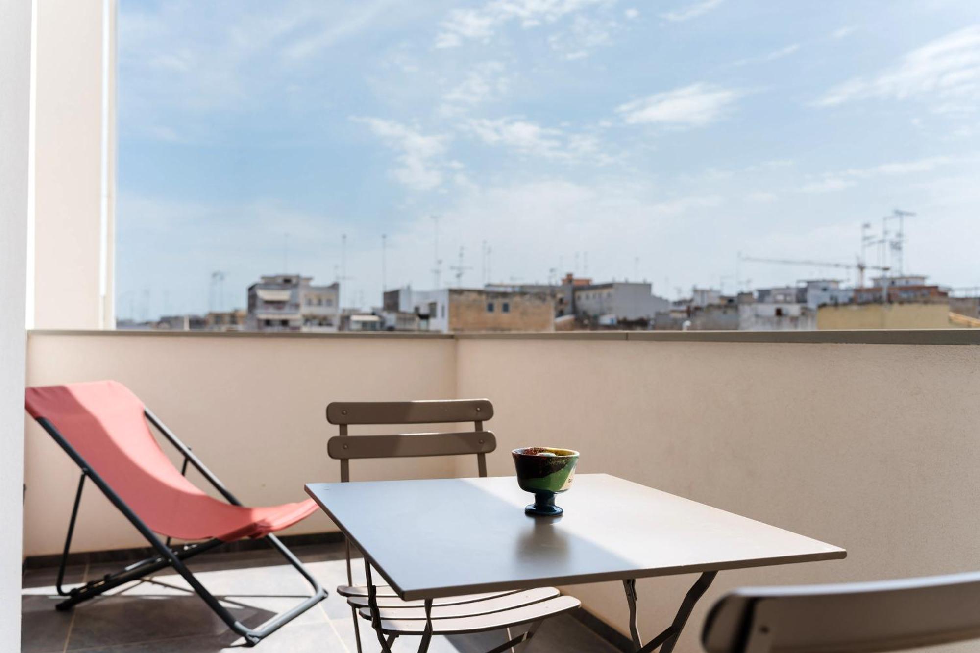 Glass House - Smart Rooms & Parking Lecce Esterno foto