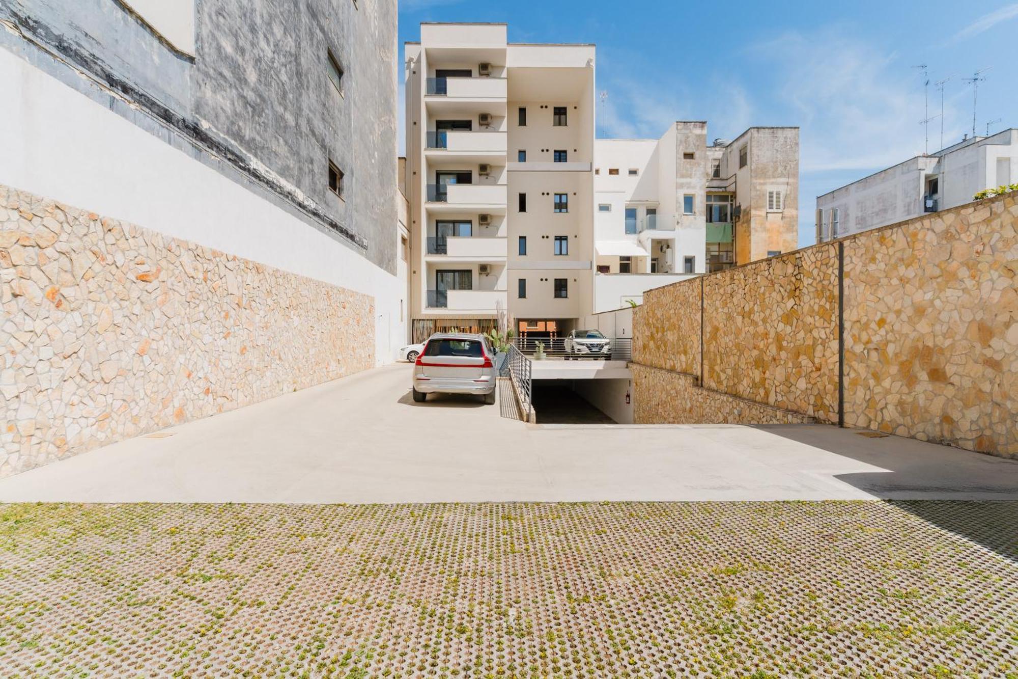 Glass House - Smart Rooms & Parking Lecce Esterno foto